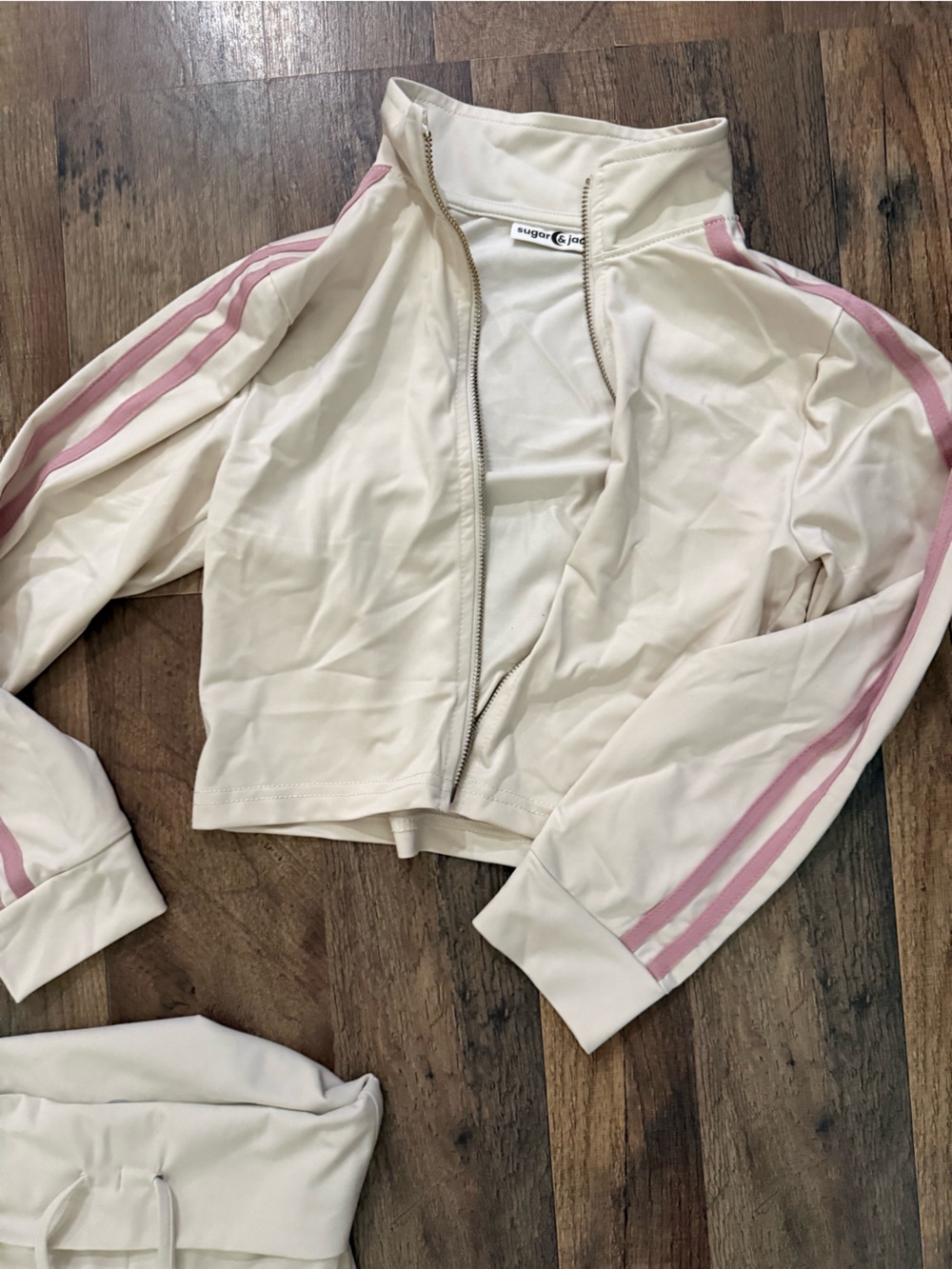 Girls active Cream Drawstring Wide-Leg Sweatpants with Pink Accent Tank & Jacket - Picture 2 of 8